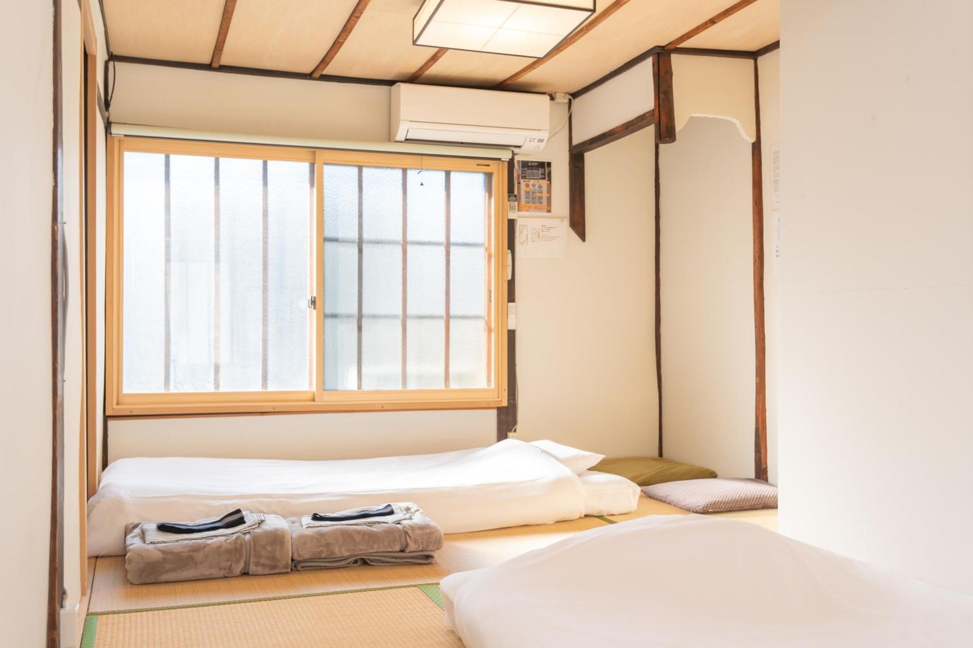 Guesthouse Oneworld Shijo四条京町屋 Kyoto Exterior photo